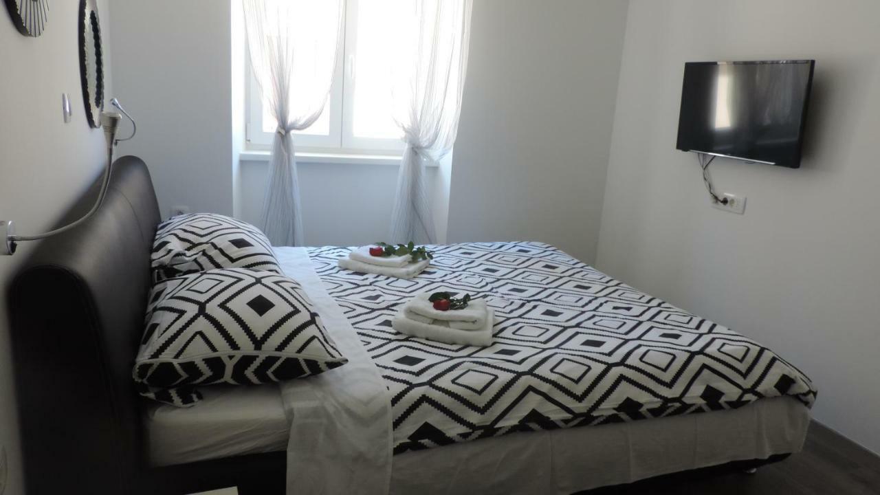 Apartment & Room Ivan Szybenik Zewnętrze zdjęcie